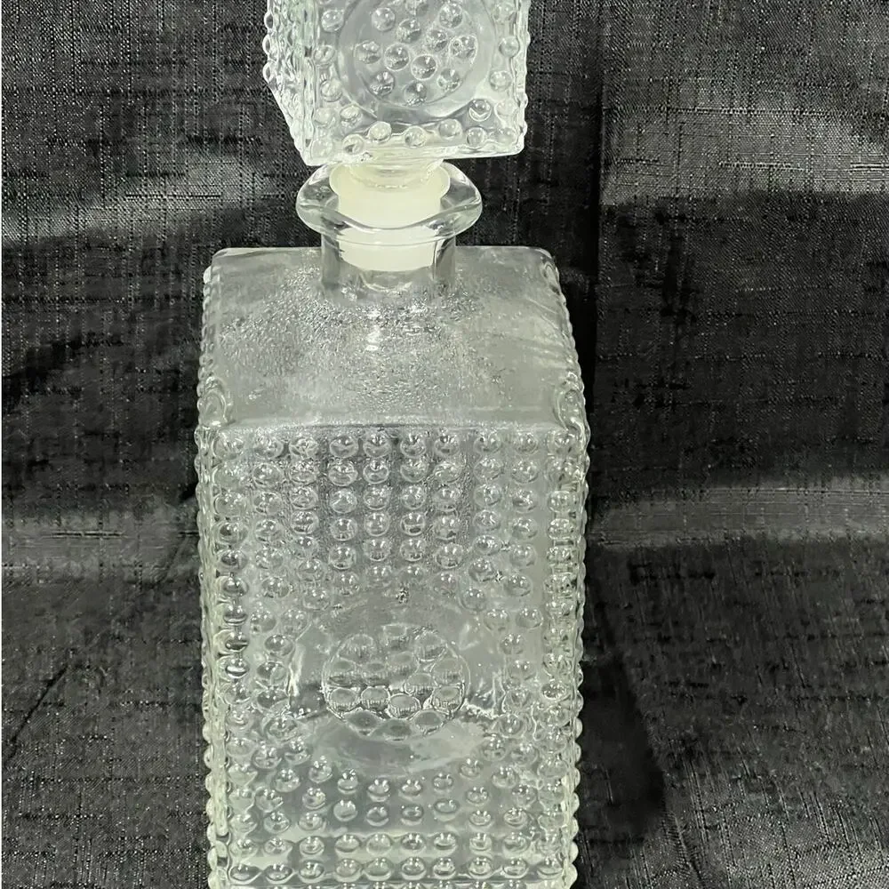 Vintage Clear Glass Decanter Hobnail Pattern MCM Barware Medallion Design 10